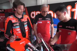 Supersport Indonesia, prove 1: Bulega davanti a Spinelli e Manzi, avanti Italia