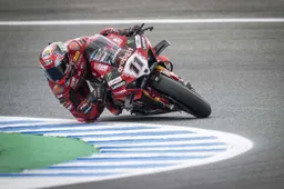 Superbike test Jerez, giorno 1: doppietta Ducati, "caso" Redding