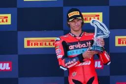 Nicolò Bulega podio francese ma la Ducati V2 non è ancora pronta