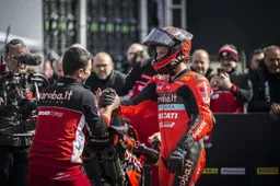 Supersport Catalunya: Nicolò Bulega guarda sempre tutti dall'alto