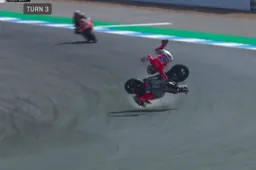 MotoGP, Thailandia: Paurosa caduta di Jorge Lorenzo