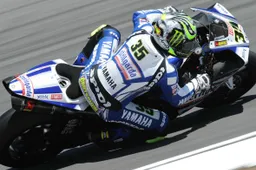 Superbike: Cal Crutchlow in visita a Brno per la MotoGP