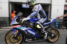 Supersport Losail Warm Up: sempre Cal Crutchlow davanti