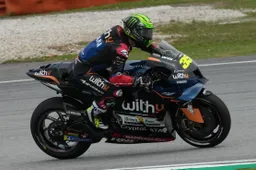 MotoGP Sepang, Prove 2: top Crutchlow con le slick all'ultimo