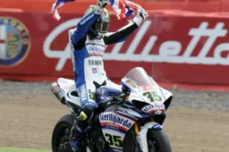 Superbike: Cal Crutchlow "Fantastico vincere in casa"