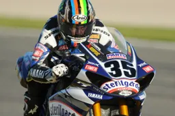 Superbike: Cal Crutchlow sempre più a suo agio con la R1