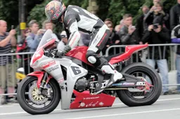 Tourist Trophy: anche Cameron Donald correrà il Lightweight TT