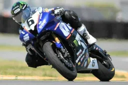 Daytona SportBike: incidente (e infortunio) per Beaubier