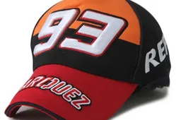 Rossi divorzia ma i cappellini di Marquez restano in Romagna