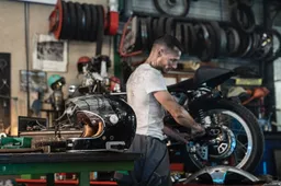 Cardo System, il comunicatore che collega fino a 15 motociclisti