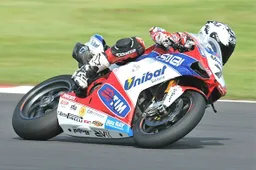 Superbike: prima sessione di test a Mosca, Checa in testa