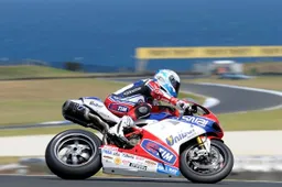 Superbike: a Phillip Island Checa comanda il primo turno di test IMS