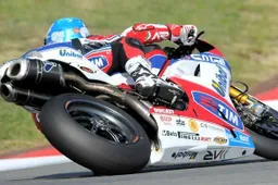 Carlos Checa: "Volevo la vittoria in Gara 1, ci ho provato"