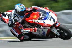 Superbike: Carlos Checa "Due terzi posti per il campionato"