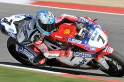 Superbike: Checa verso Portimao pensando al 2013