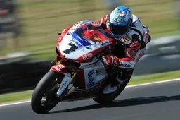 Superbike: Carlos Checa "Superpole bella e combattuta"