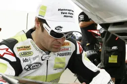 Superbike: Carlos Checa recupera dall'infortunio alla spalla