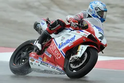 Superbike Miller Superpole: pole position per Carlos Checa