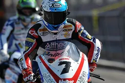 Superbike Valencia Prove Libere 1: Carlos Checa è subito primo