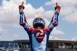 Moto2: Carlos Tatay, prima vittoria e lacrime "Sono stati anni duri"