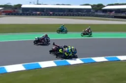 Moto3 Australia, Prove 1-2: Munoz ma che combini? Ogden quanti problemi