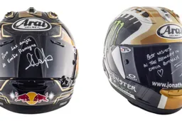 Dona e vinci: in palio i caschi di Dani Pedrosa e Jonathan Rea!