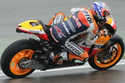 MotoGP: Casey Stoner "Dobbiamo migliorare il set up"