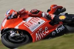 MotoGP Assen: Casey Stoner "Piloti lenti e pericolosi nel finale"