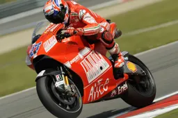 MotoGP: ufficiale, Casey Stoner si ferma 3 gare, preso Kallio