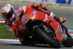 MotoGP: Casey Stoner "Ho rischiato di cadere all'inizio"