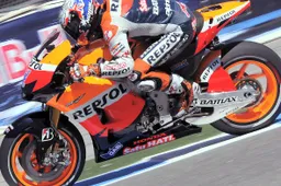 MotoGP Indianapolis Prove 1: Stoner al top, brutto volo per Barbera