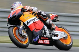 MotoGP Le Mans Prove Libere 3: Stoner a terra, ma sempre 1°