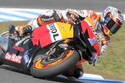 Casey Stoner: "Difficile guidare in queste condizioni"