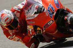 MotoGP Aragon Gara: Stoner, finalmente, ritrova la vittoria