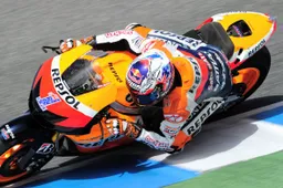 Casey Stoner: "Speriamo di risolvere il problema al braccio"