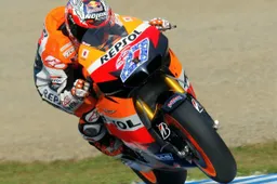MotoGP: Casey Stoner "Sarebbe un sogno vincere il mondiale a Phillip Island"