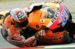 MotoGP Silverstone Prove Libere 1: Stoner non si smentisce