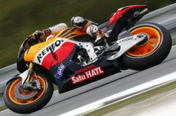 MotoGP Brno Prove Libere 3: una caduta non ferma Casey Stoner