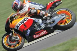 MotoGP Indianapolis Prove Libere 3: Stoner resta al comando