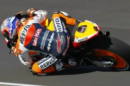 MotoGP: Casey Stoner "Bella pole, ma pensiamo alla gara"