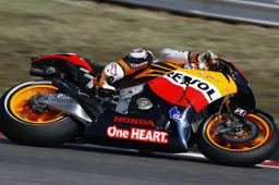 MotoGP Misano Warm Up: sempre Stoner, Lorenzo a 2 decimi