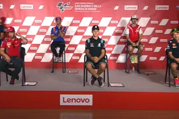 MotoGP, Valentino Rossi: "99% Petronas, forse annuncio a Barcellona"