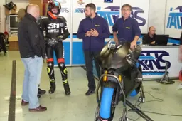 CEV Moto2: Carmelo Morales a Barcellona prova la Suter MMX