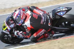 CEV Moto2: Kenny Noyes passa al Team LaGlisse con Suter