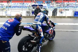 Superbike Assen FP2 Lowes è uno squalo, Rea rompe un motore?