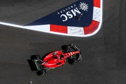 F1 GP Baku, Prove Libere: 37 millesimi tra Verstappen e Leclerc