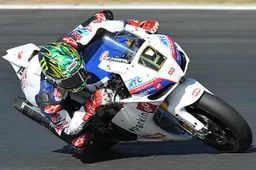 Superbike: Chaz Davies "Procede bene il recupero dall'infortunio"