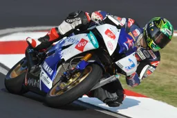 Supersport: Chaz Davies campione a Magny Cours se...