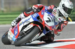 Superbike: Marinelli "Checa proverà la 1199 Panigale a giugno"