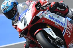 Superbike: Carlos Checa "A Miller mi trovo sempre molto bene"